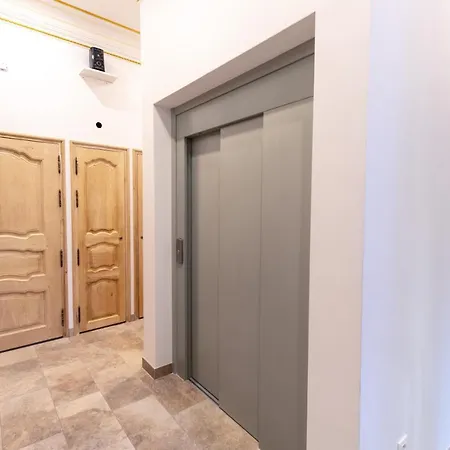 Maison De L'eglise Du Couvent *