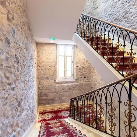 Maison De L'eglise Du Couvent Guest house